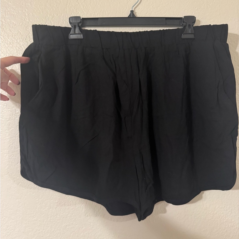 Forever 21 Black Women's Shorts